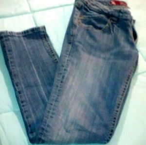 BOGO FREE Chique skinny jeans